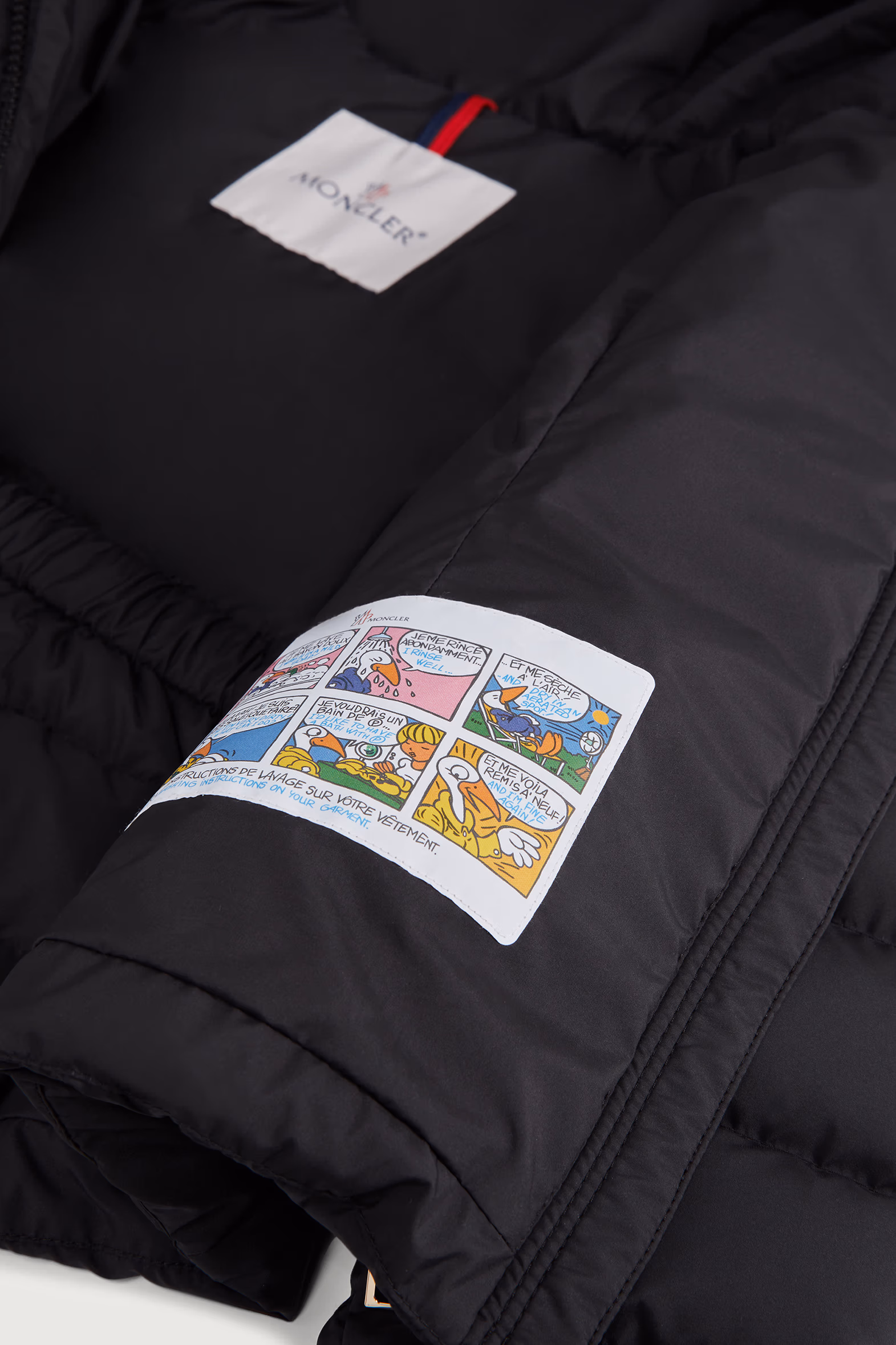 Doudoune à capuche bordée de shearling Boedette Fille Noir Moncler 5